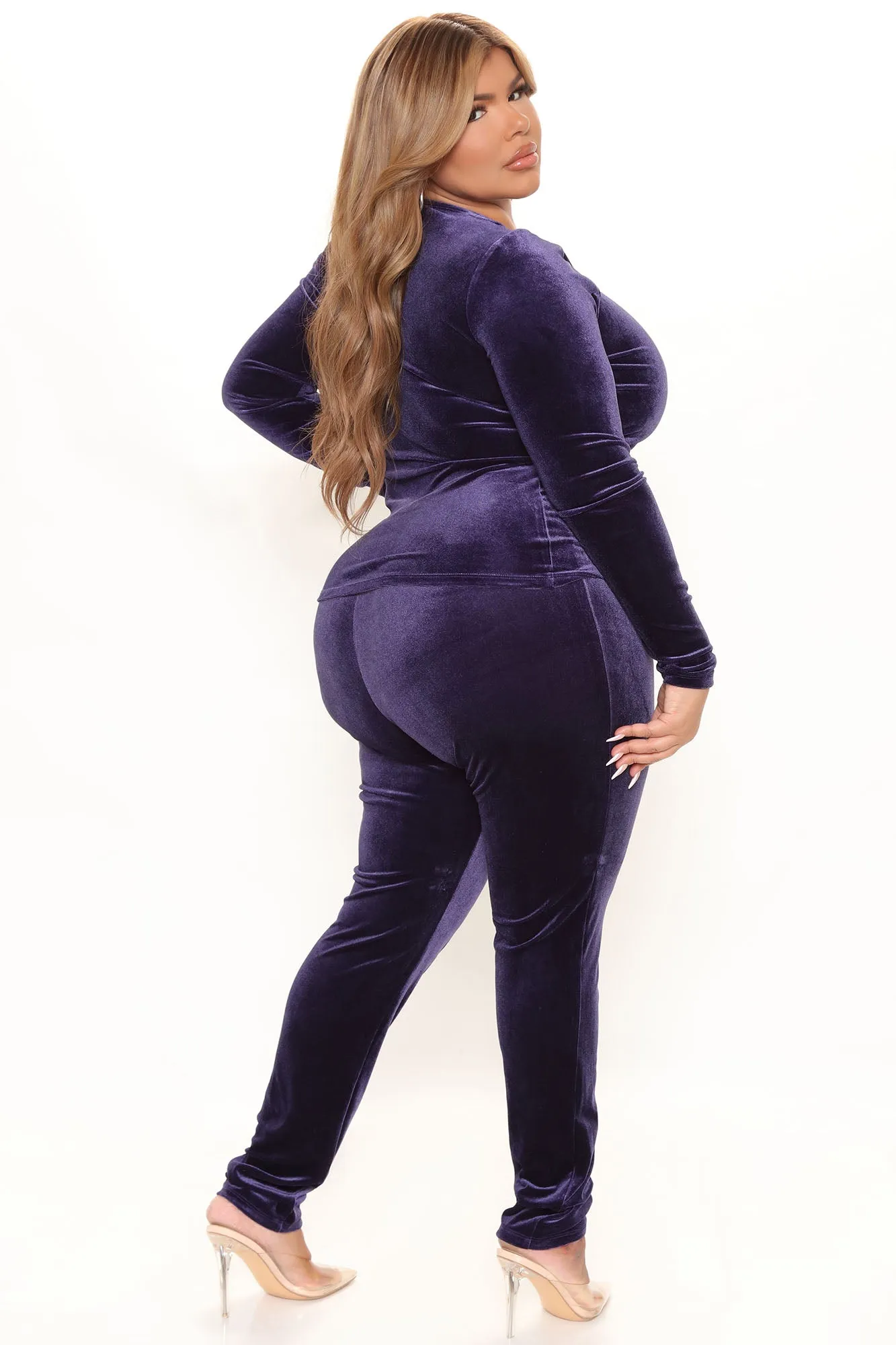 A Good Sport Velvet Pant Set - Navy