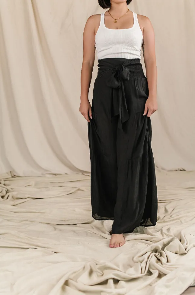 Ampersand Avenue Tiered Boho Pants - Black