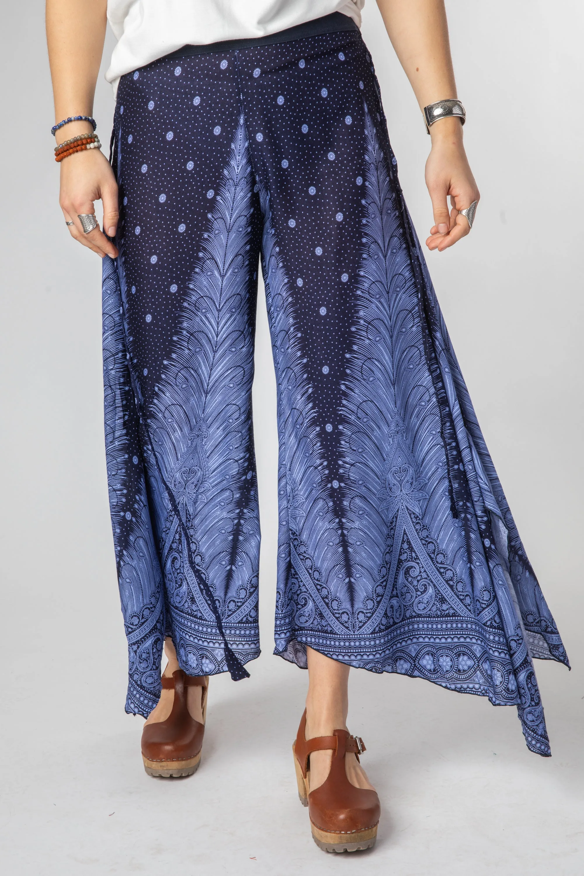 Harmony Feather Print Gaucho Pants