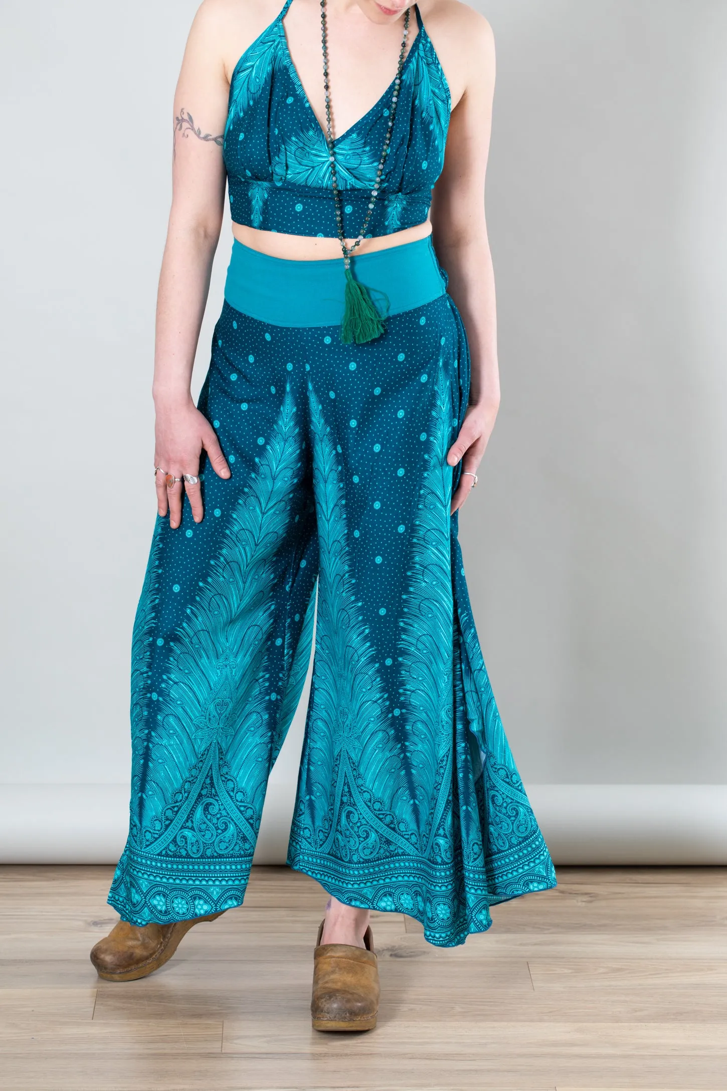 Harmony Feather Print Gaucho Pants