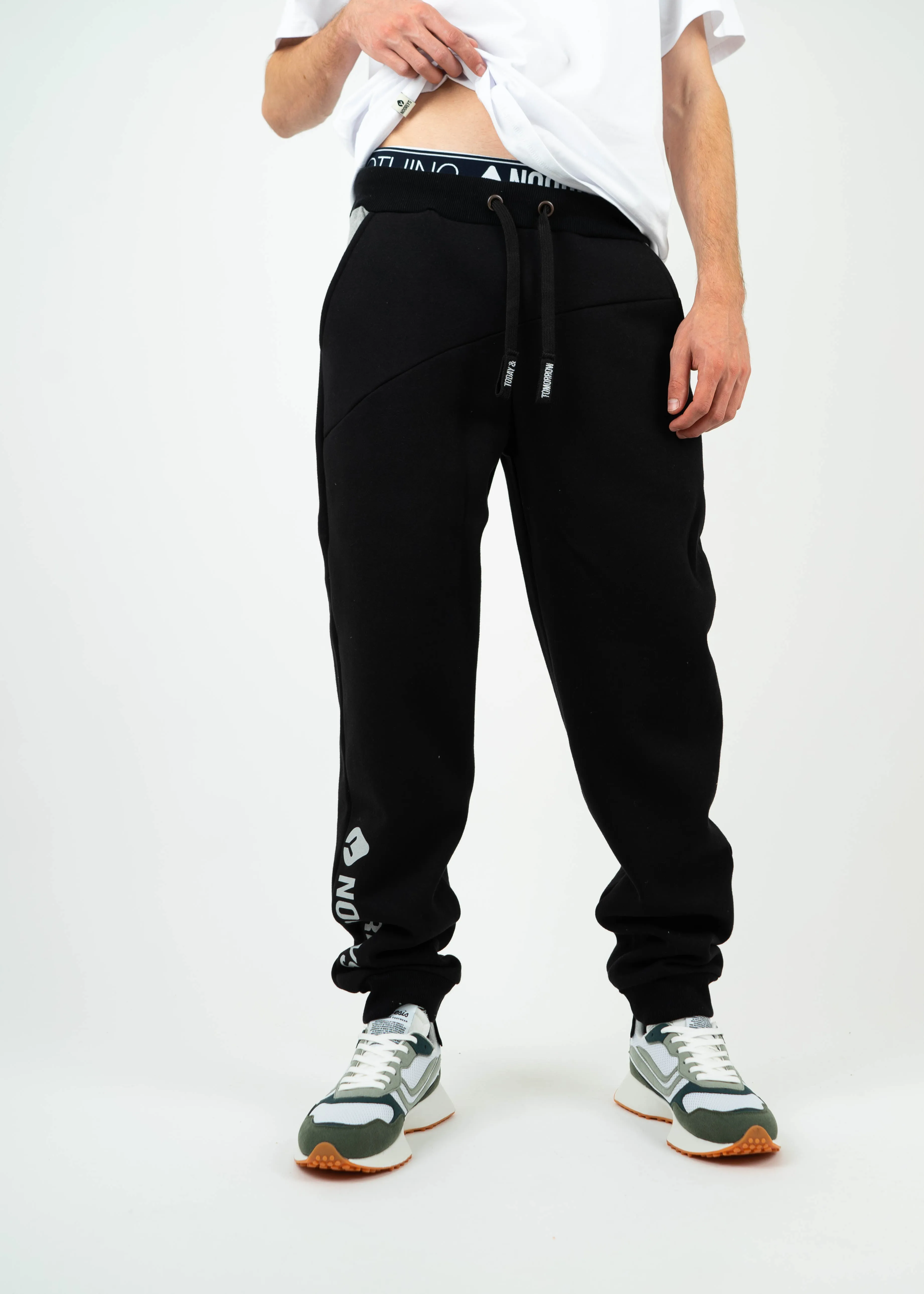 Jogginghose LOOSIG Black/SmokedPearl