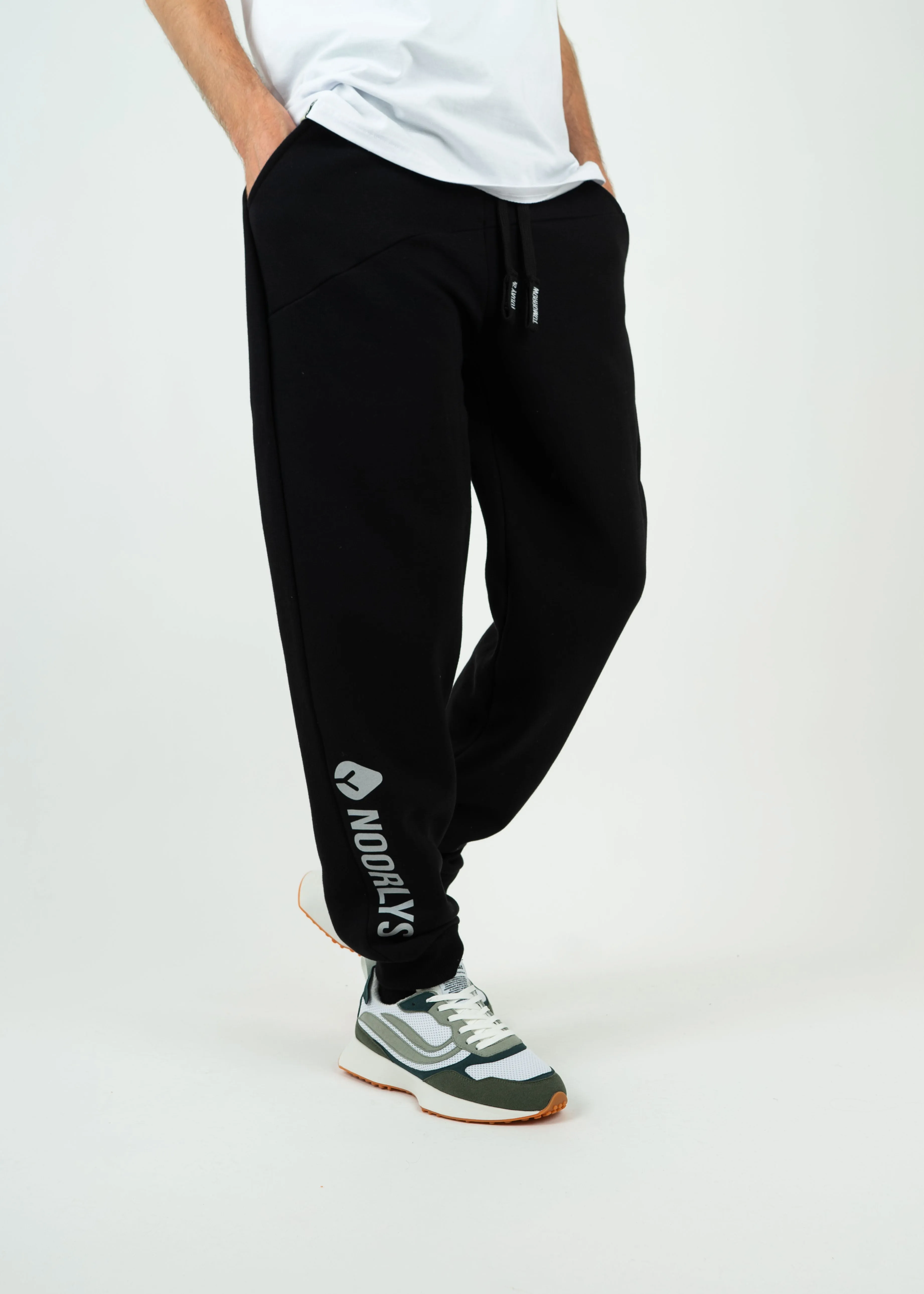 Jogginghose LOOSIG Black/SmokedPearl