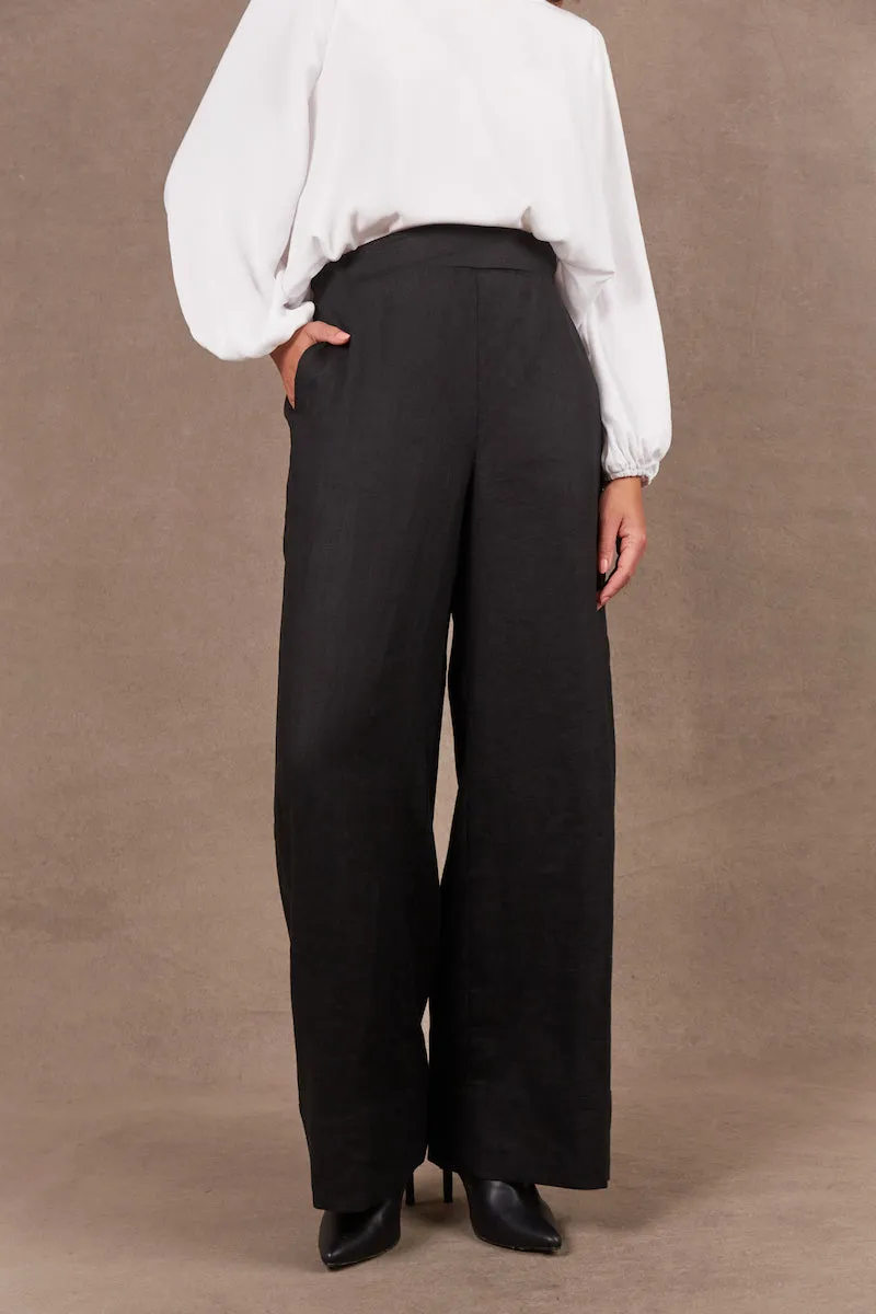 Nama Pant, Ebony