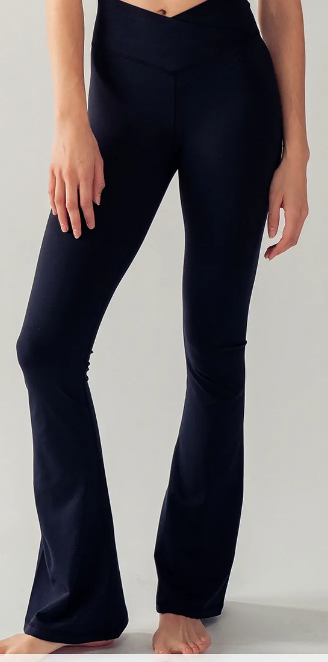 Urban Daizy Cross Over Waist Flare Leggings