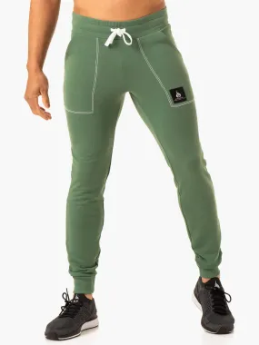 Vital Track Pant - Green